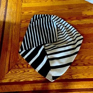 Kate spade circular scarf